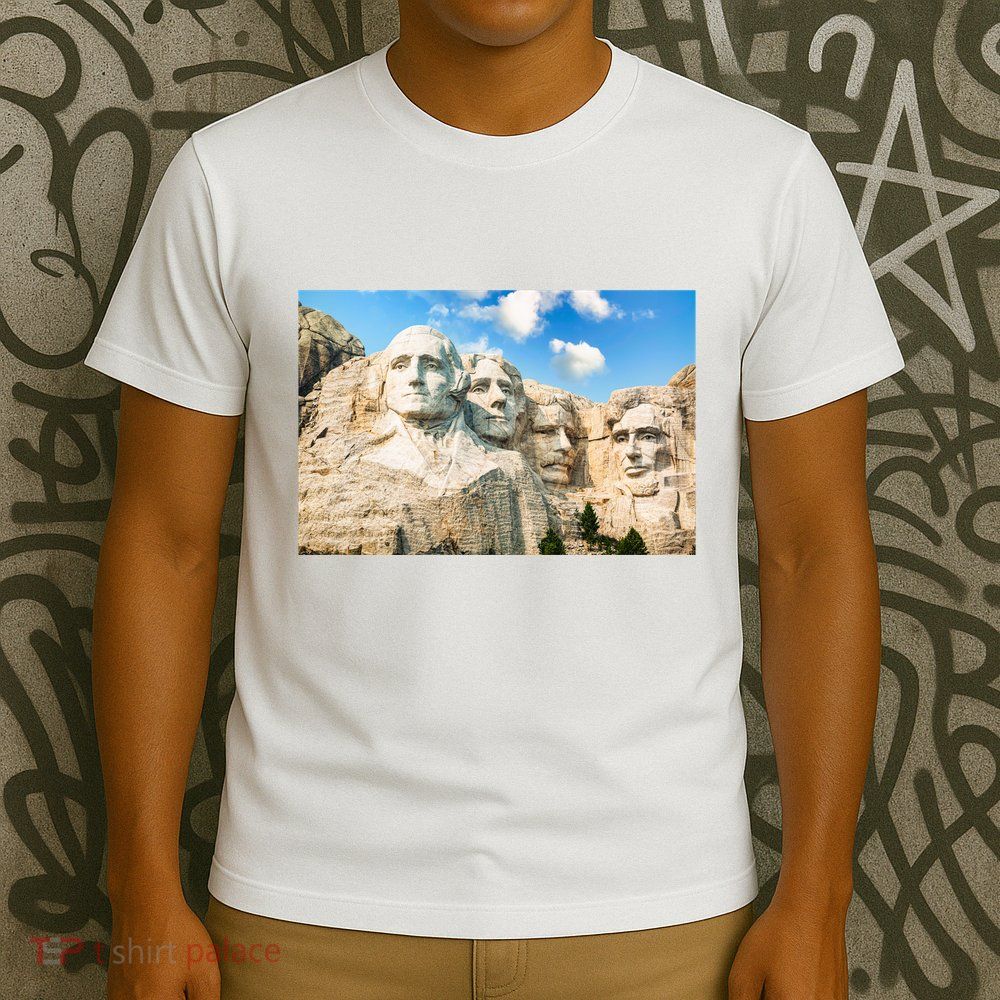 Mt. Rushmore National Memorial Park In South Dakota T-Shirt
