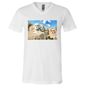 Mt. Rushmore National Memorial Park In South Dakota V-Neck T-Shirt