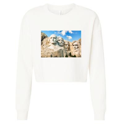 Mt. Rushmore National Memorial Park In South Dakota Cropped Pullover Crew