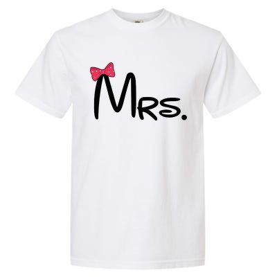 Mrs. Bow Tie Cute Matching Couples Garment-Dyed Heavyweight T-Shirt