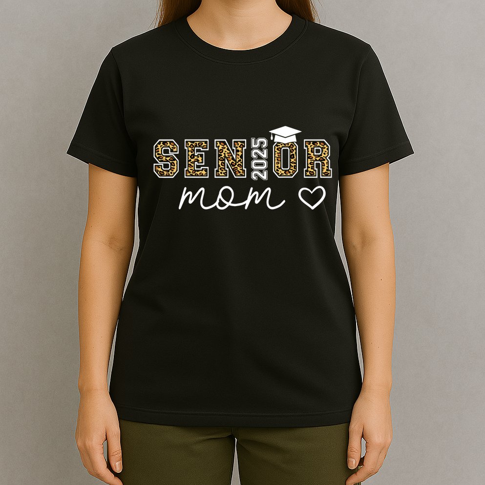 Mom Senior 2025 Proud Mom Of A Class Of 2025 Graduate T-Shirt