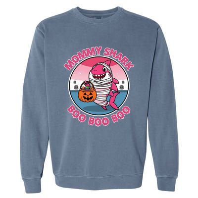 Mommy Shark Boo Boo Boo Funny Family Shark Halloween Garment-Dyed Sweatshirt