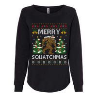 Merry Squatchmas Bigfoot Gift Ugly Santa Bigfoot Christmas Womens California Wash Sweatshirt