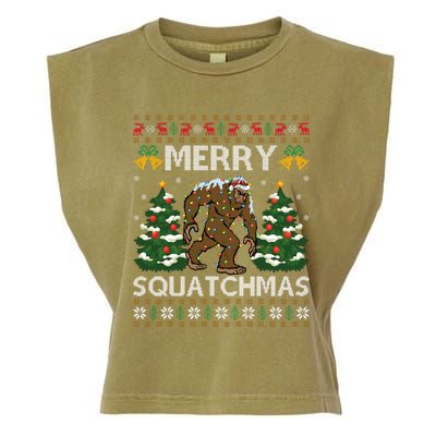 Merry Squatchmas Bigfoot Gift Ugly Santa Bigfoot Christmas Garment-Dyed Women's Muscle Tee