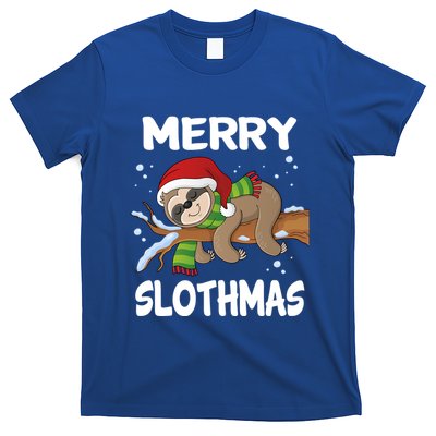 Merry Slothmas Cute Sloth Wear Santa Hat Cute Christmas Gift T-Shirt