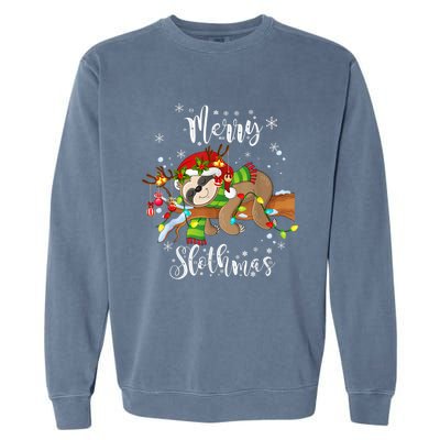 Merry Slothmas Funny Xmas Christmas Pajamas For Sloth Lovers Gift Garment-Dyed Sweatshirt