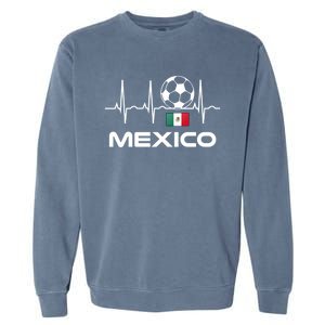 Mexico Soccer Gift Mexico Futbol Heartbeat Gift Gift Garment-Dyed Sweatshirt