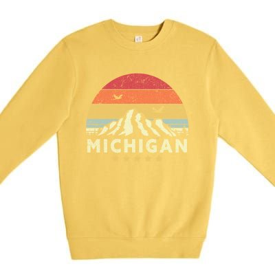 Michigan Shirt. Retro Style MI, USA Premium Crewneck Sweatshirt