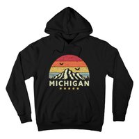 Michigan Shirt. Retro Style MI, USA Hoodie