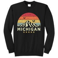 Michigan Shirt. Retro Style MI, USA Sweatshirt