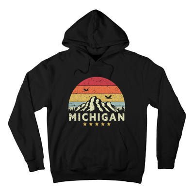 Michigan Shirt. Retro Style MI, USA Tall Hoodie