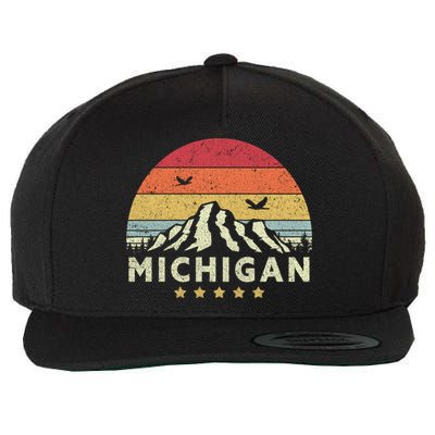 Michigan Shirt. Retro Style MI, USA Wool Snapback Cap