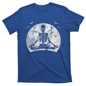 Meditating Skeleton Yoga Lover Halloween Moon Costume T-Shirt