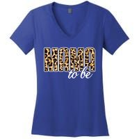 Mama To Be Funny Gift Leopard Print Pregnancy Announcet Gift Women's V-Neck T-Shirt