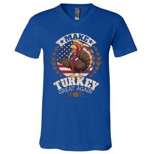 Make Turkey Great Again Grunge Thanksgiving Trumpkin Us Flag Gift V-Neck T-Shirt