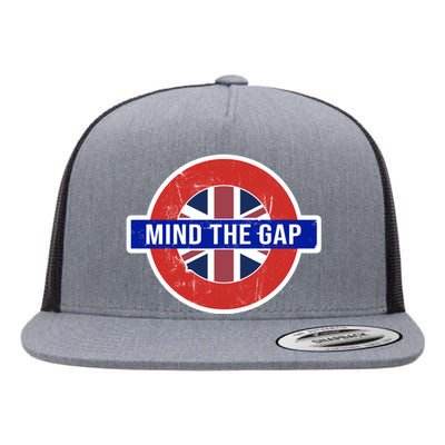 Mind The Gap Great London Vacation Tourist / Travel Gift Flat Bill Trucker Hat