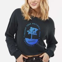 Minimalist Tree Joshua Tree National Park Distressed Design Gift Cropped Pullover Crew