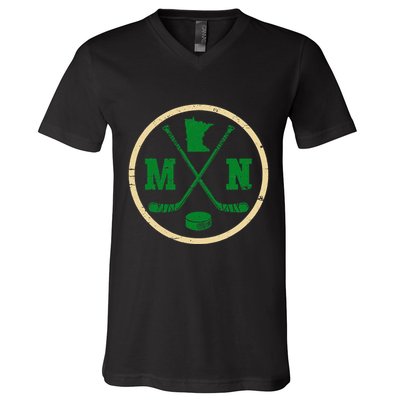 Mn The State Of Hockey Player Retro Minnesota Mn Ice Hockey V-Neck T-Shirt