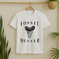 Megalodon Tooth Sharks Tooth Fossil Hunter Paleontologist T-Shirt