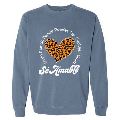 Matching Unity Day Orange Sé Amable Spanish Bilingual Kind Garment-Dyed Sweatshirt