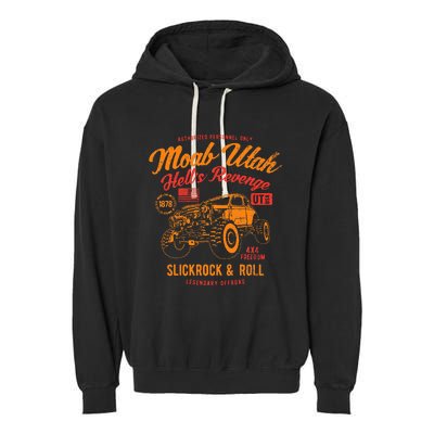 Moab Utah Hells Revenge 4x4 Vintage Distressed Style Design Garment-Dyed Fleece Hoodie