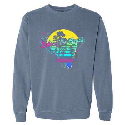 Missouri Usa Nostalgic Retro Lake Of The Ozarks Garment-Dyed Sweatshirt