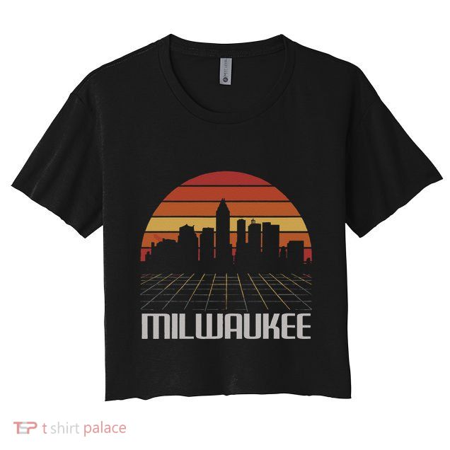 Milwaukee Usa Retro Vintage Sunset Skyline Milwaukee Crop Top