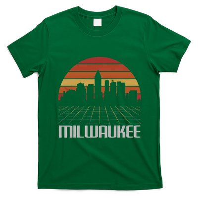 Milwaukee Usa Retro Vintage Sunset Skyline Milwaukee T-Shirt