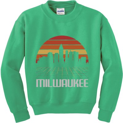 Milwaukee Usa Retro Vintage Sunset Skyline Milwaukee Kids Sweatshirt