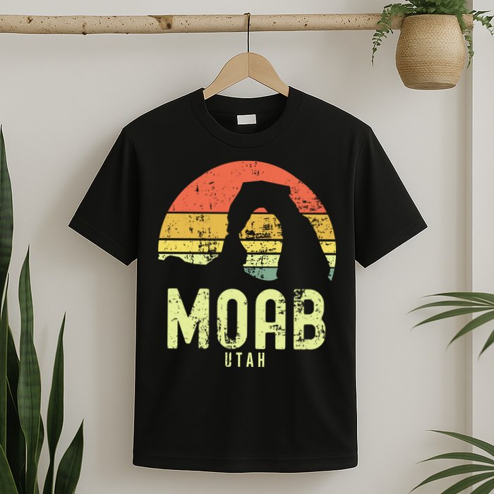 Moab Utah Vintage Sunset Arches Adventure Outdoors Meaningful T-Shirt