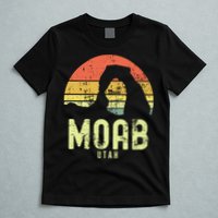 Moab Utah Vintage Sunset Arches Adventure Outdoors Meaningful T-Shirt