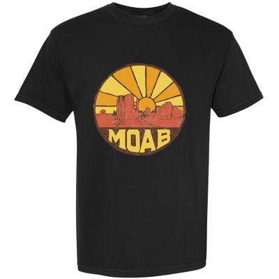 Moab Utah Vintage Desert Sunset 80s Garment-Dyed Heavyweight T-Shirt