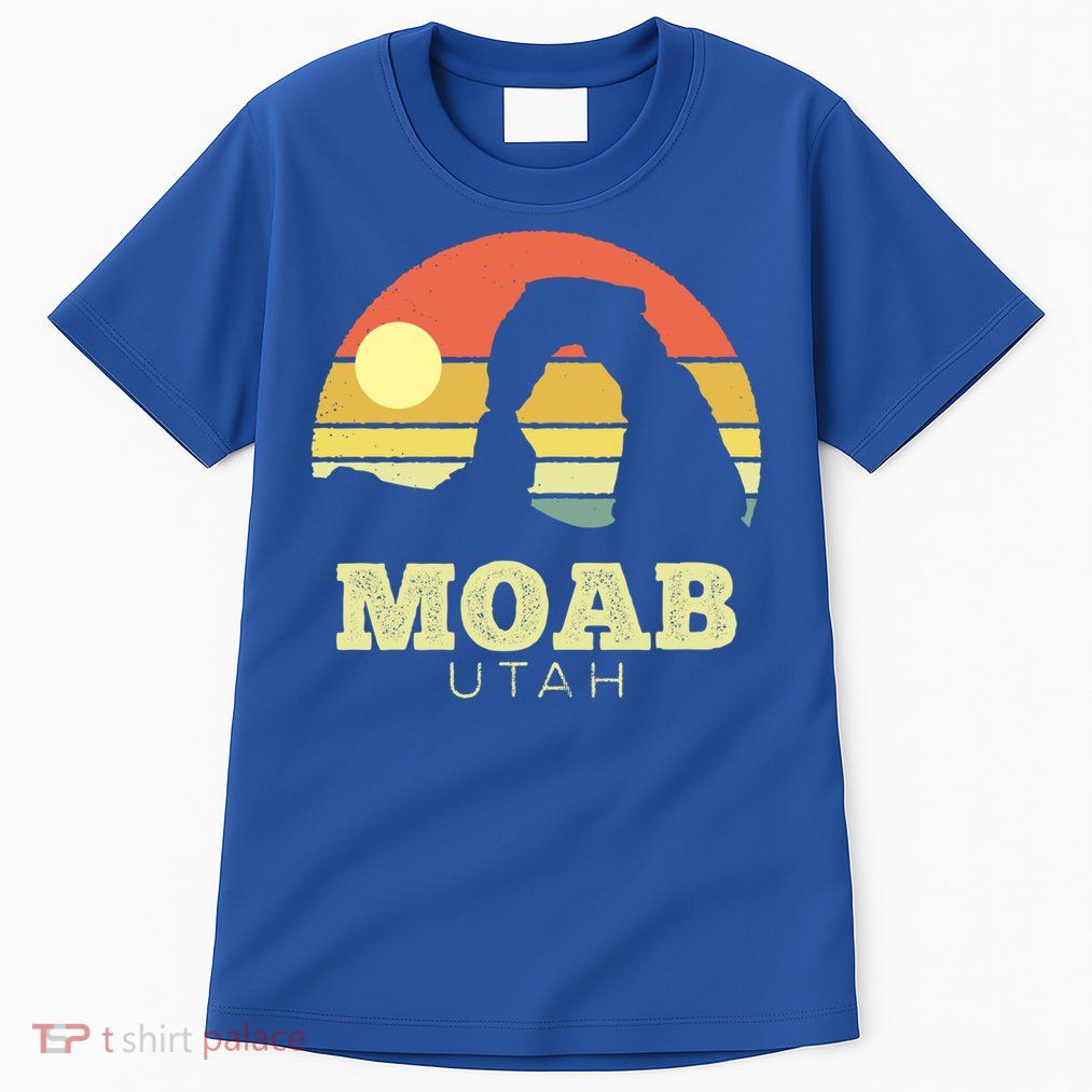 Moab Utah Vintage Sunset Arches Adventure Outdoors Meaningful Gift Tall T-Shirt