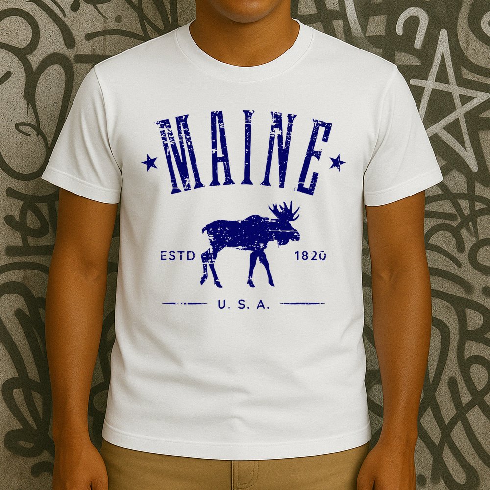 Maine Usa With Moose Distressed Design Souvenir T-Shirt