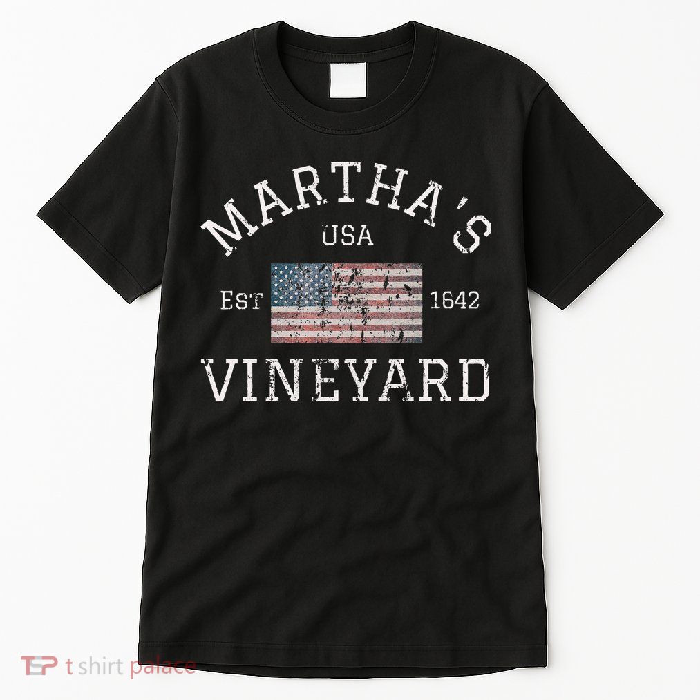 Martha's Vineyard Massachusetts American Flag USA Vintage Tall T-Shirt