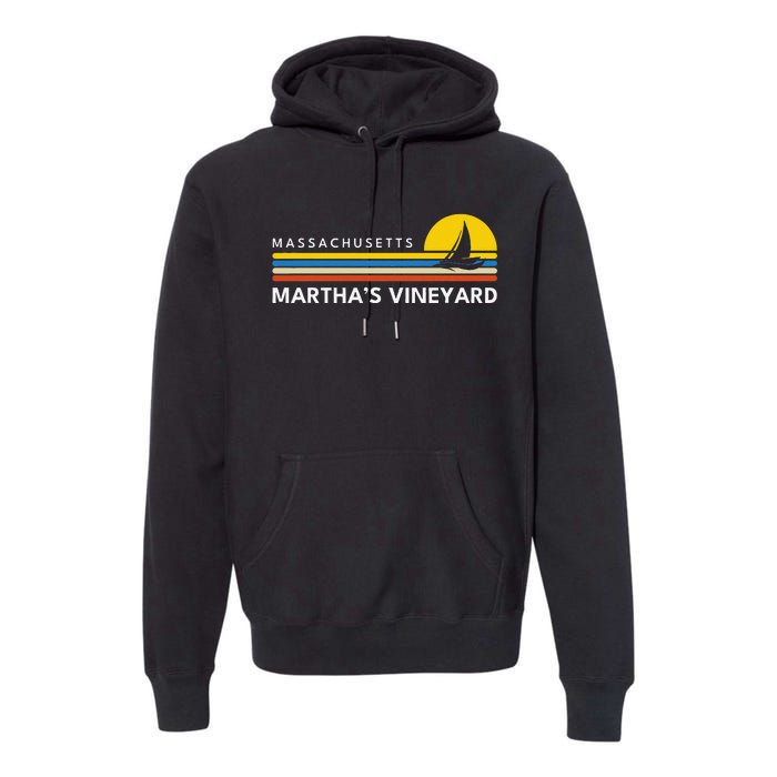 MarthaS Vineyard Massachusetts Ma Souvenirs Vintage Retro Premium Hoodie