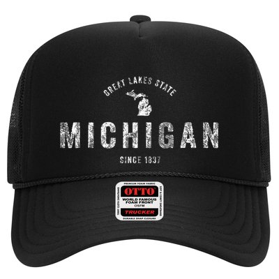 Michigan Vintage Sports Design Retro Mi Trucker Hat