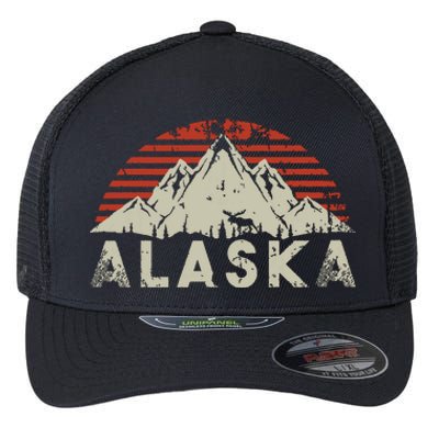 Mountain Wildlife Animal Alaskan Moose Retro Alaska Flexfit Unipanel Trucker Cap