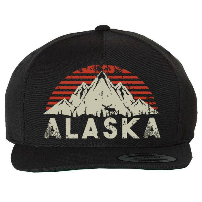 Mountain Wildlife Animal Alaskan Moose Retro Alaska Wool Snapback Cap