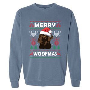 Merry Woofmas Chocolate Lab Santa Claus Dog Christmas Gift Garment-Dyed Sweatshirt