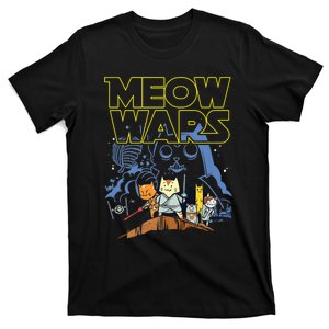 Meow Wars Cat Gifts For Cat Lovers Cat Stuff Hemed Gifts T-Shirt