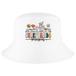 Maestra Wild Flowers Cultivando Bilingues Spanish Teacher Cool Comfort Performance Bucket Hat