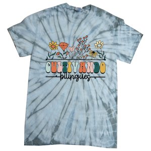 Maestra Wild Flowers Cultivando Bilingues Spanish Teacher Tie-Dye T-Shirt