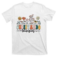 Maestra Wild Flowers Cultivando Bilingues Spanish Teacher T-Shirt