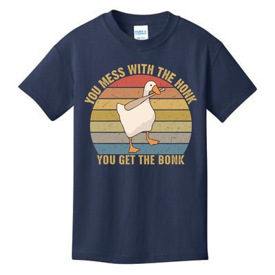 Mess With The Honk You Get The Bonk Makes A Funny Goose Meme For Every Gamer And Kids T-Shirt