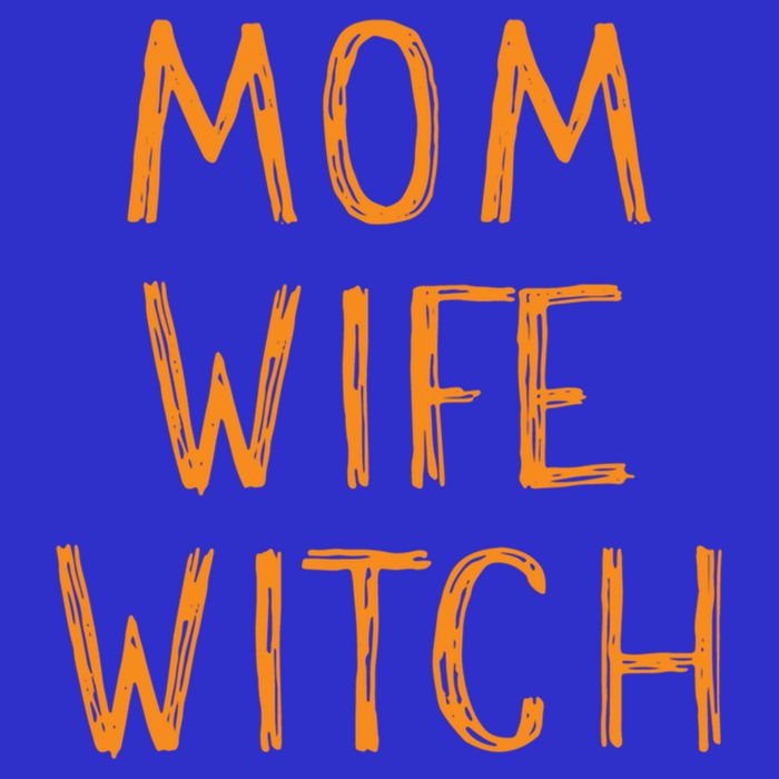 Mom Wife Witch Witchcraft Wiccan Cute Halloween Gift V-Neck T-Shirt