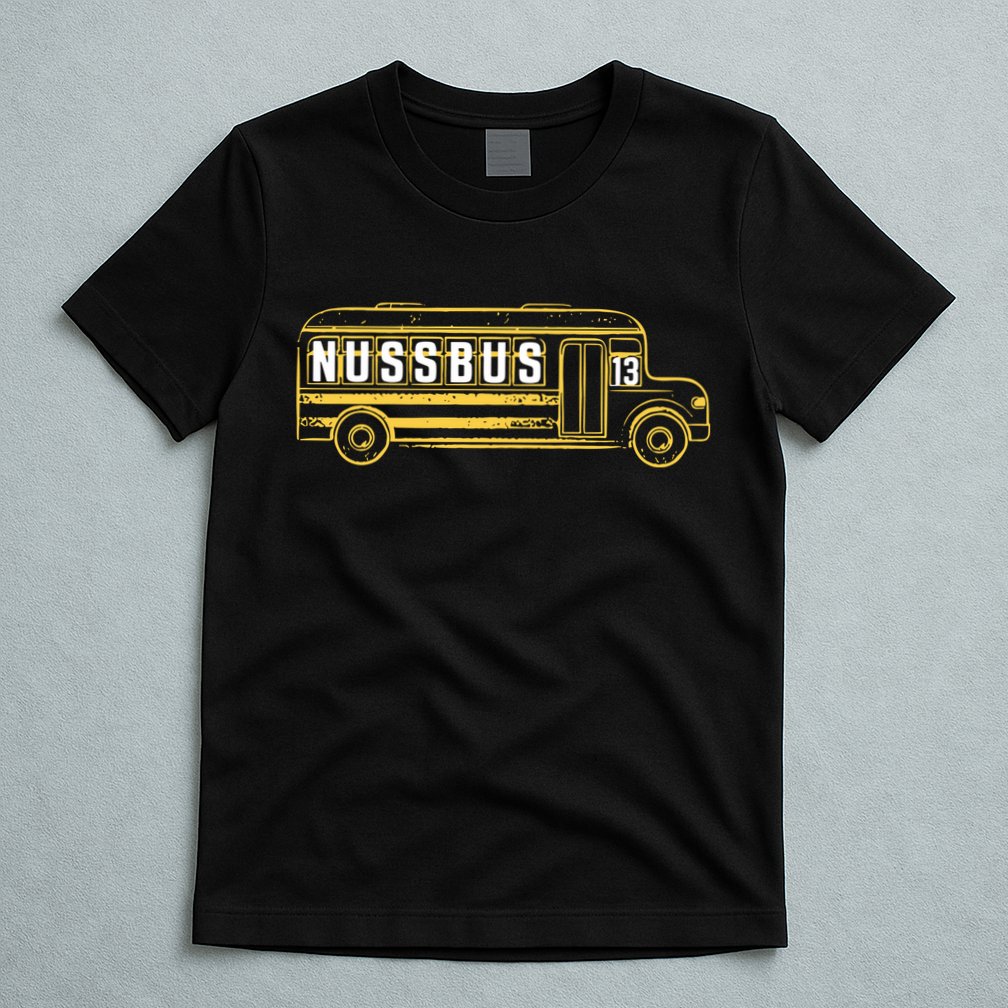 Nussbus 13 T-Shirt