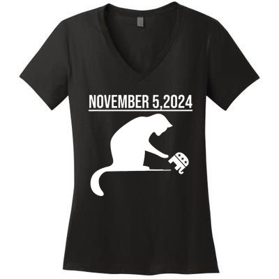 November 5 2024 The Revenge Of The Cat Ladies Cats Kamala Women's V-Neck T-Shirt