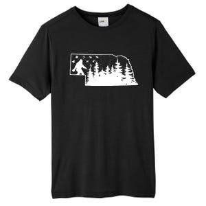 Nebraska Bigfoot American Flag Sasquatch Usa Flag Nebraska Tall Fusion ChromaSoft Performance T-Shirt