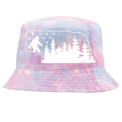 Nebraska Bigfoot American Flag Sasquatch Usa Flag Nebraska Tie-Dyed Bucket Hat